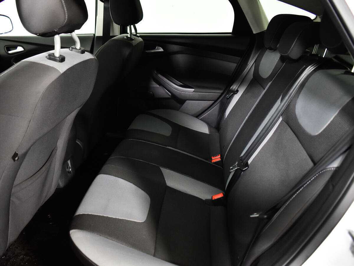 Ford Focus б/у, 2013, Механическая. Фото: #9