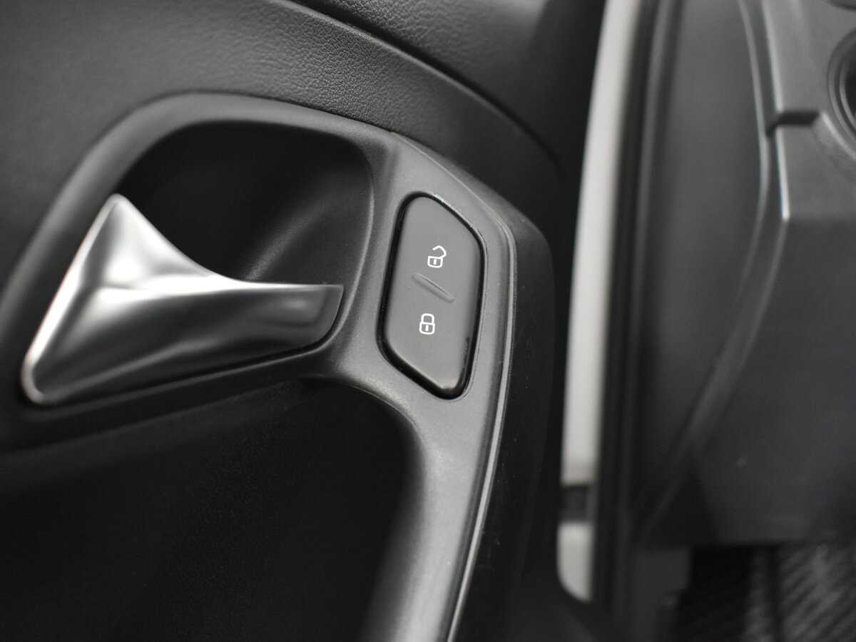 Volkswagen Polo б/у, 2014, Механическая. Фото: #7