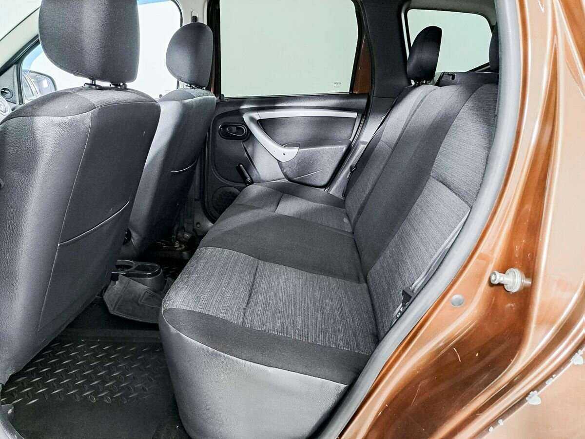 Renault Duster б/у, 2012, Механическая. Фото: #9