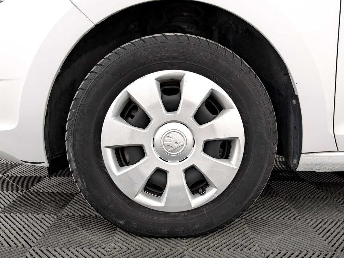 Skoda Rapid б/у, 2017, Механическая. Фото: #17