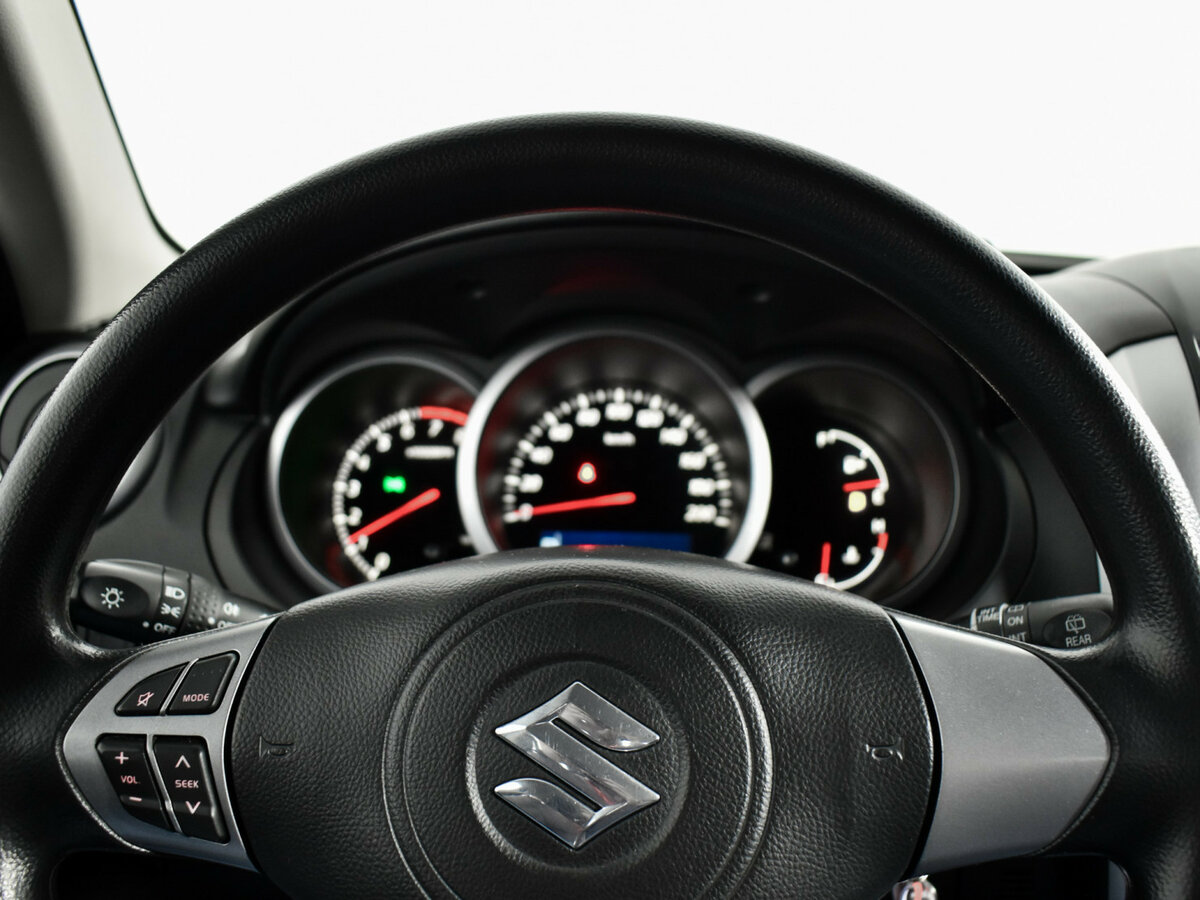 Suzuki Grand Vitara б/у, 2014, Автоматическая. Фото: #13