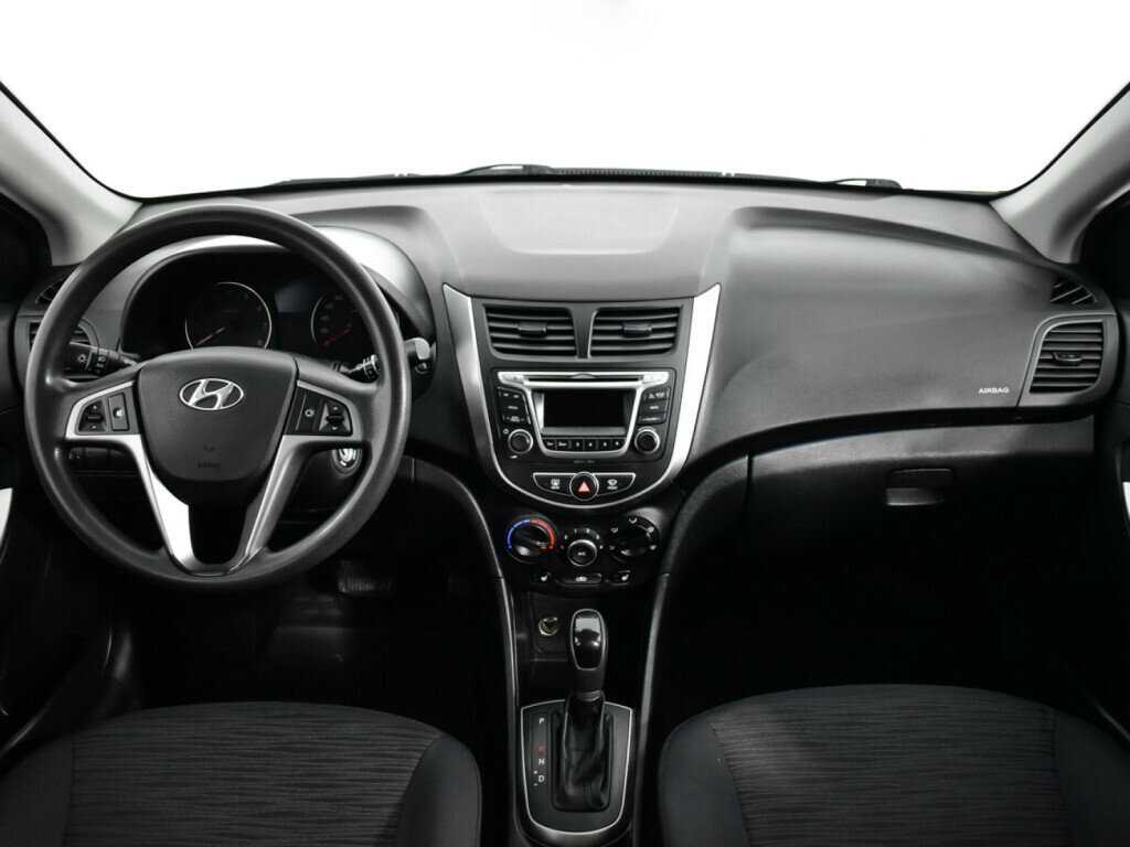 Hyundai Solaris б/у, 2015, Автоматическая. Фото: #11