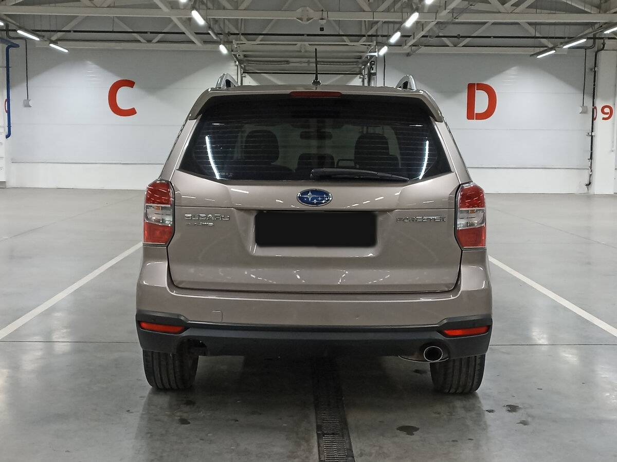 Subaru Forester б/у, 2014, Механическая. Фото: #5