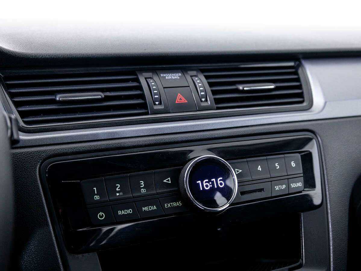 Skoda Rapid б/у, 2017, Механическая. Фото: #16