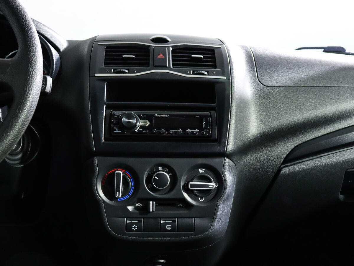 Lada (ВАЗ) Granta б/у, 2022, Механическая. Фото: #10