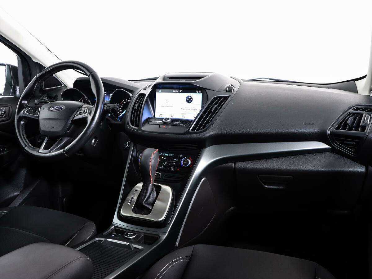 Ford Kuga б/у, 2017, Автоматическая. Фото: #6