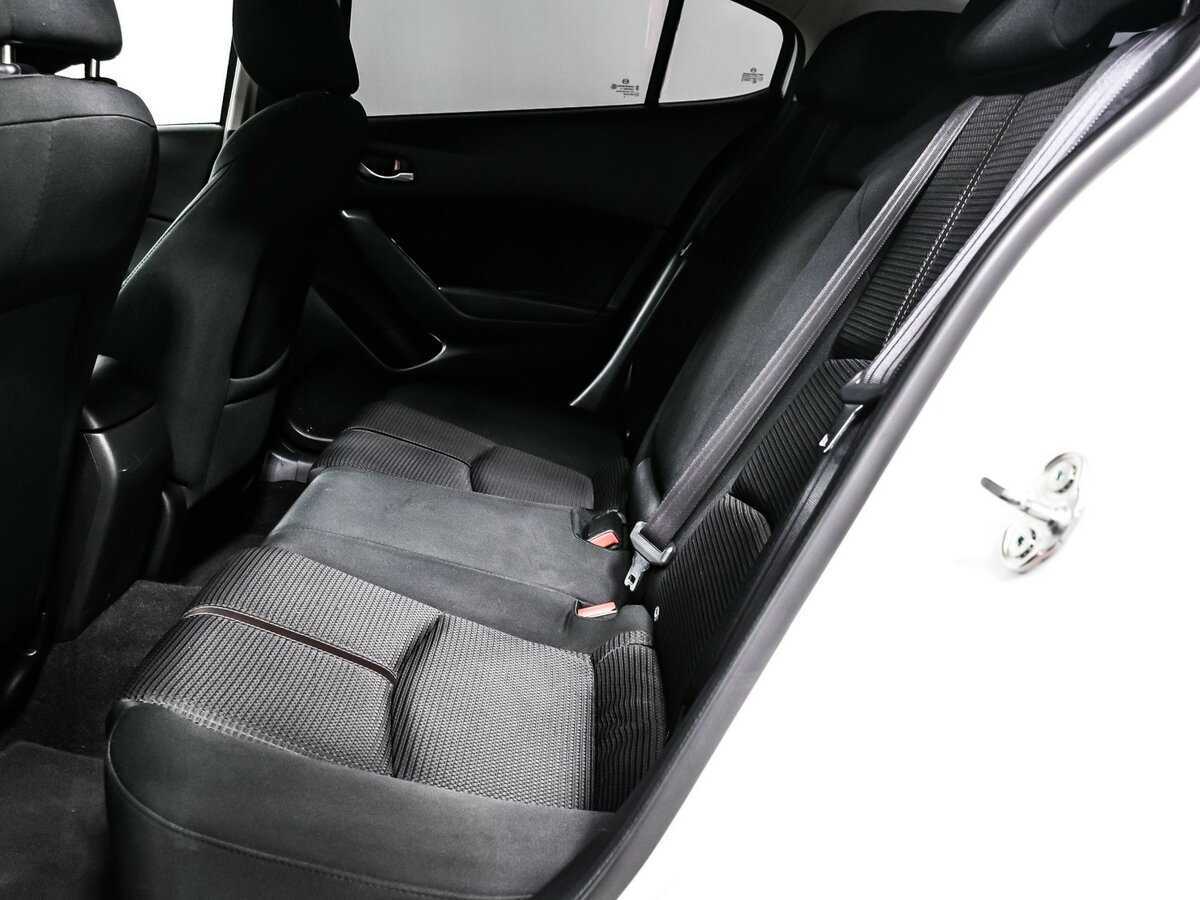 Mazda 3 б/у, 2018, Автоматическая. Фото: #11