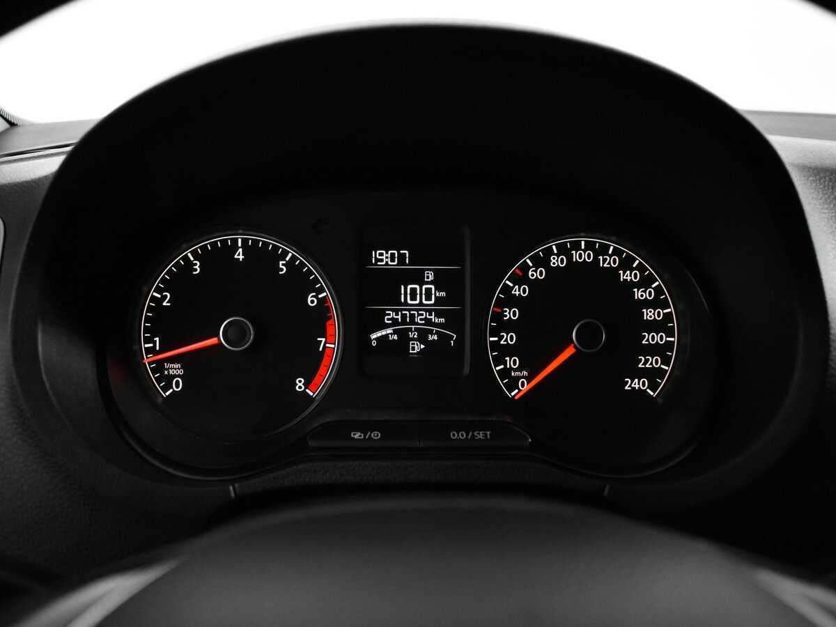 Volkswagen Polo б/у, 2017, Механическая. Фото: #10