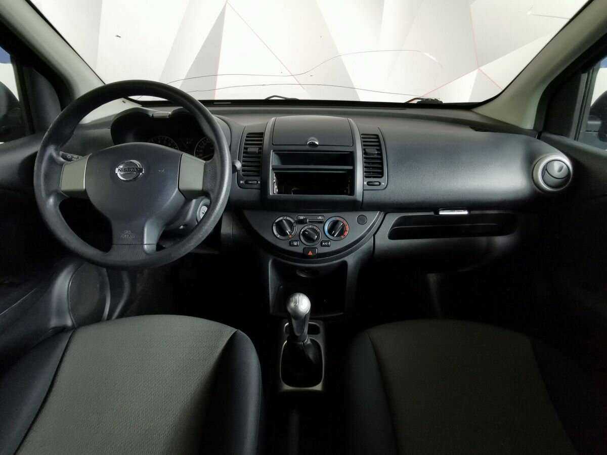 Nissan Note б/у, 2013, Механическая. Фото: #9