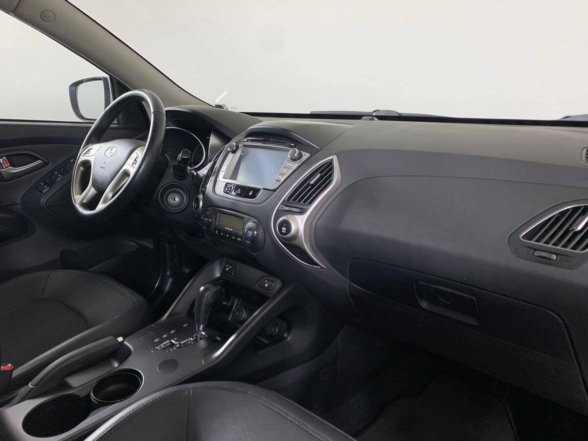 Hyundai ix35 б/у, 2012, Автоматическая. Фото: #12