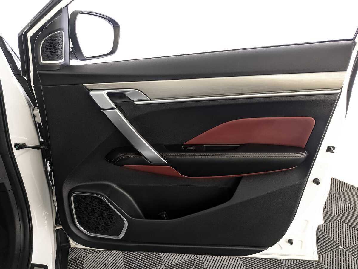 Geely Coolray б/у, 2021, Роботизированная. Фото: #17