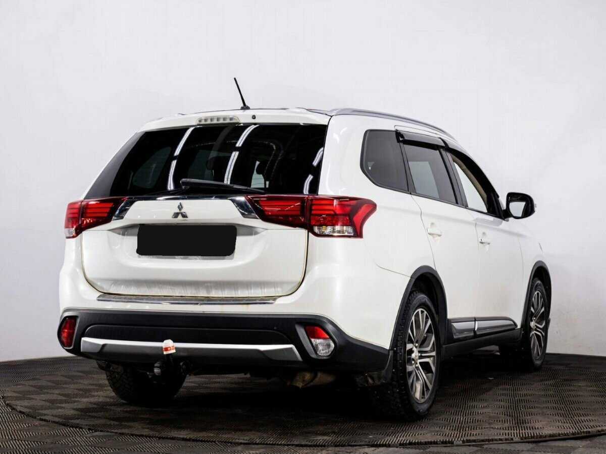 Mitsubishi Outlander б/у, 2015, Вариатор. Фото: #5