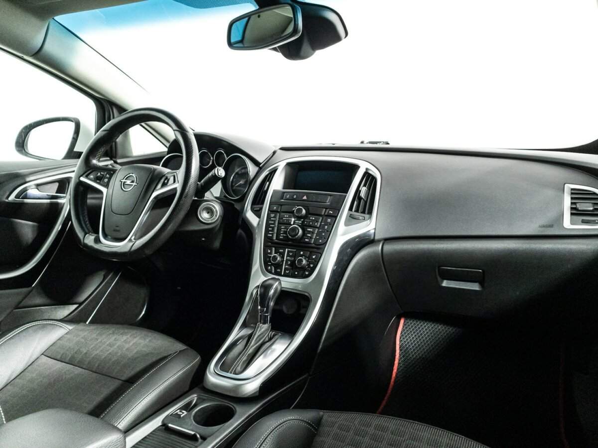 Opel Astra б/у, 2013, Автоматическая. Фото: #8