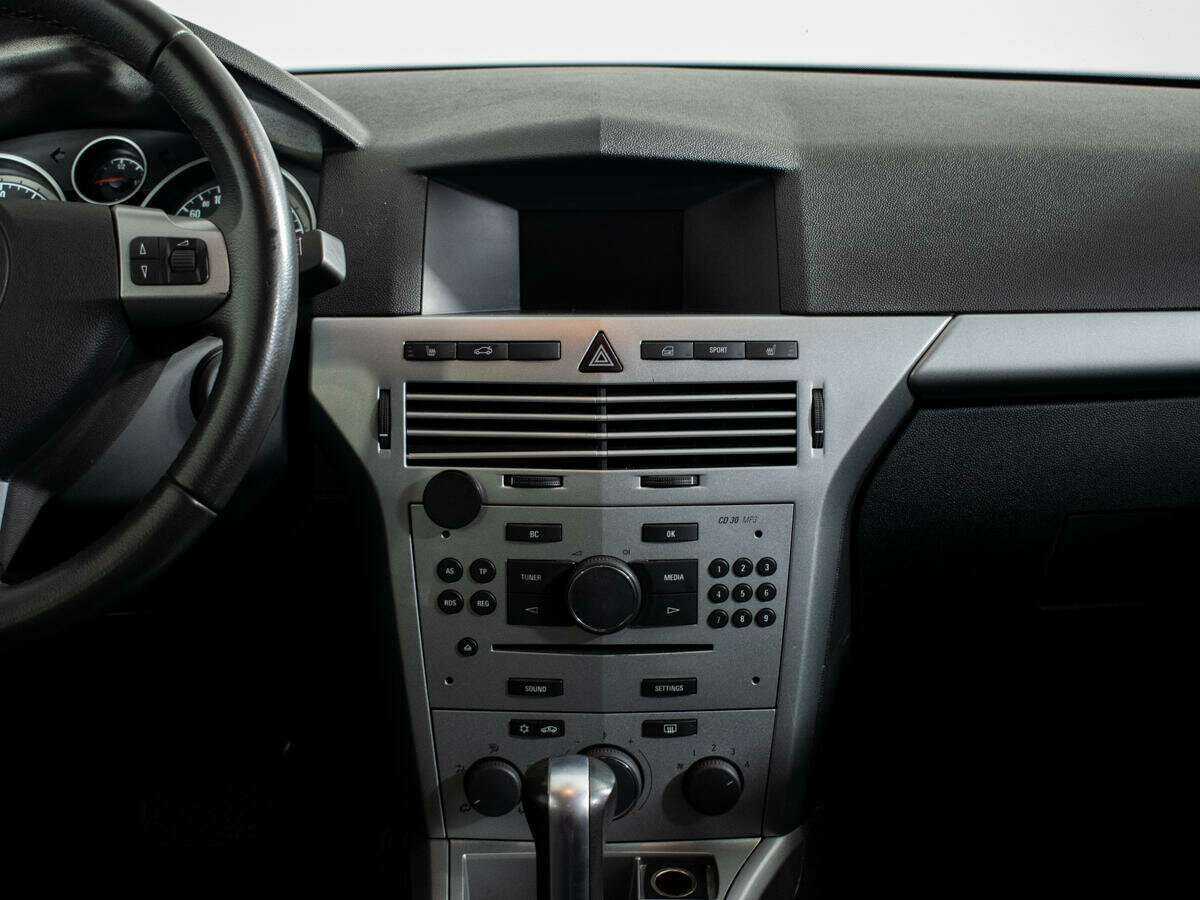 Opel Astra б/у, 2014, Автоматическая. Фото: #8