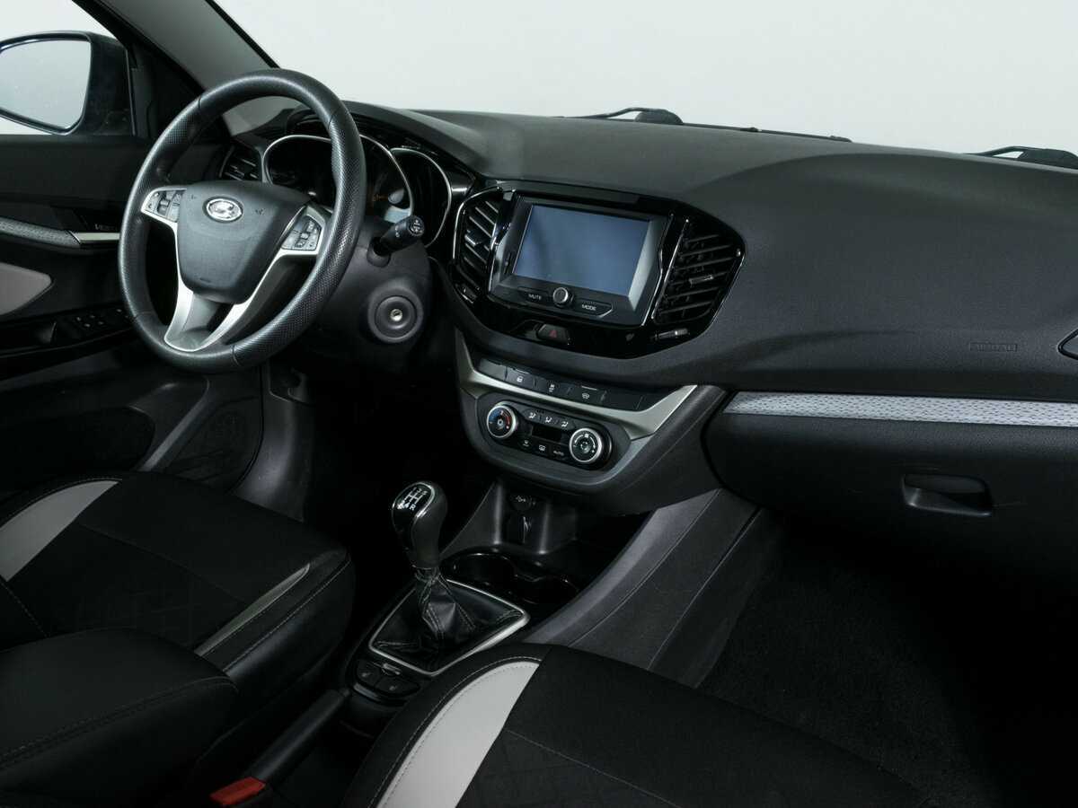 Lada (ВАЗ) Vesta б/у, 2019, Механическая. Фото: #8