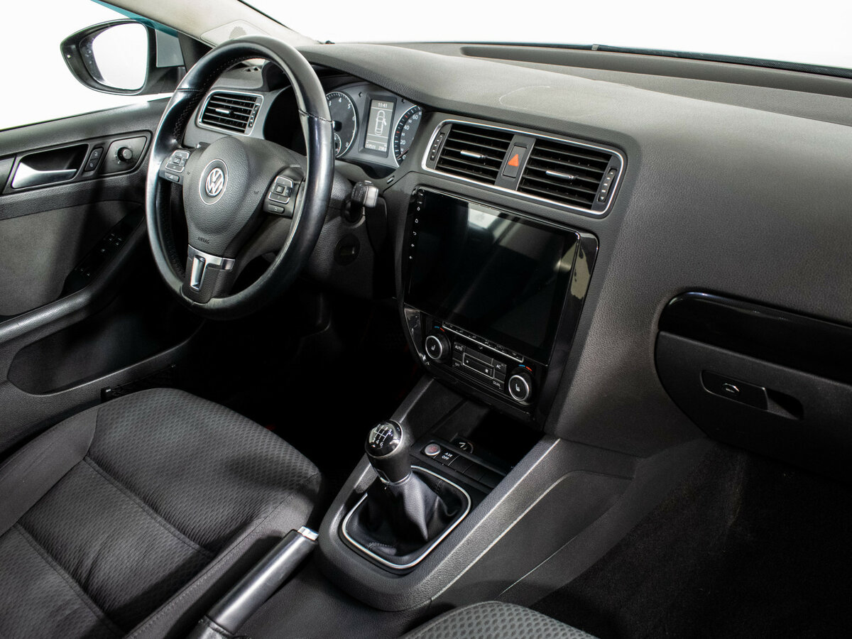 Volkswagen Jetta б/у, 2012, Механическая. Фото: #9