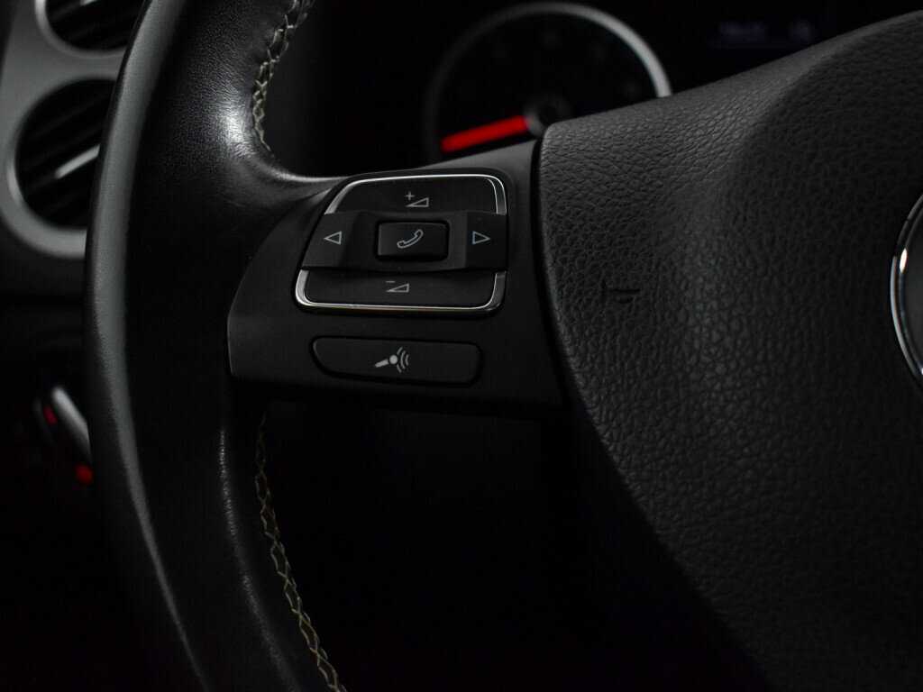 Volkswagen Tiguan б/у, 2016, Роботизированная. Фото: #15