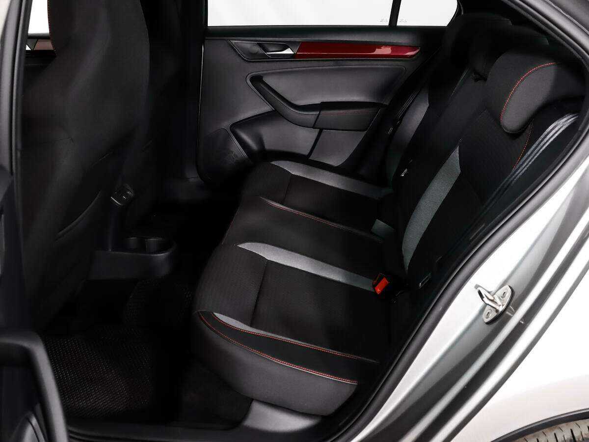 Volkswagen Polo б/у, 2021, Автоматическая. Фото: #9