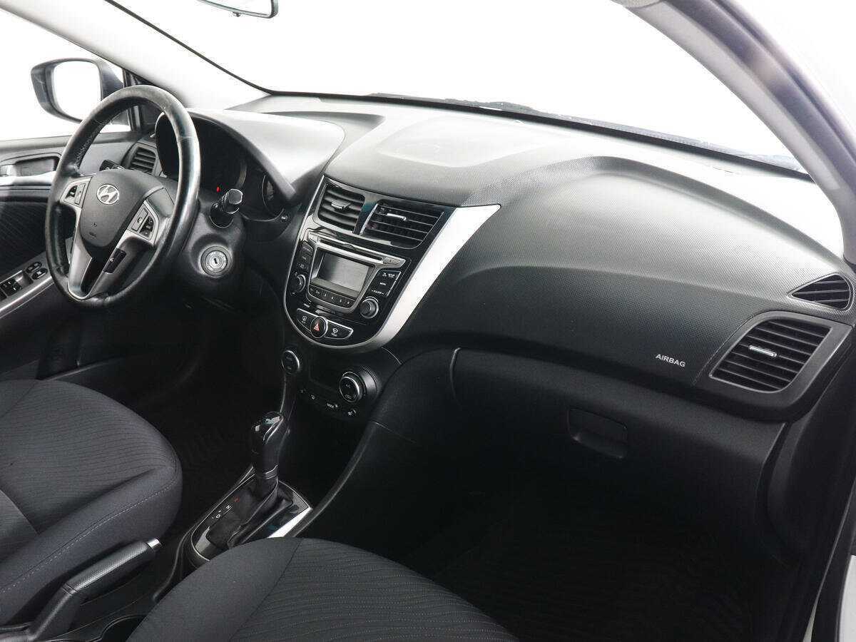 Hyundai Solaris б/у, 2014, Автоматическая. Фото: #9