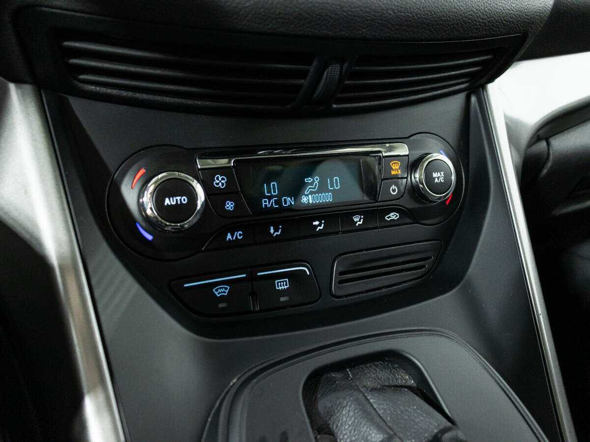 Ford Kuga б/у, 2016, Автоматическая. Фото: #15