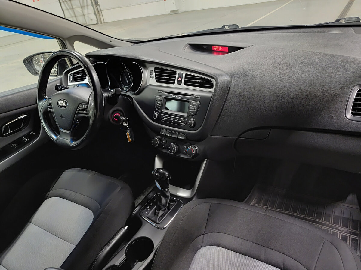Kia Ceed б/у, 2012, Автоматическая. Фото: #10