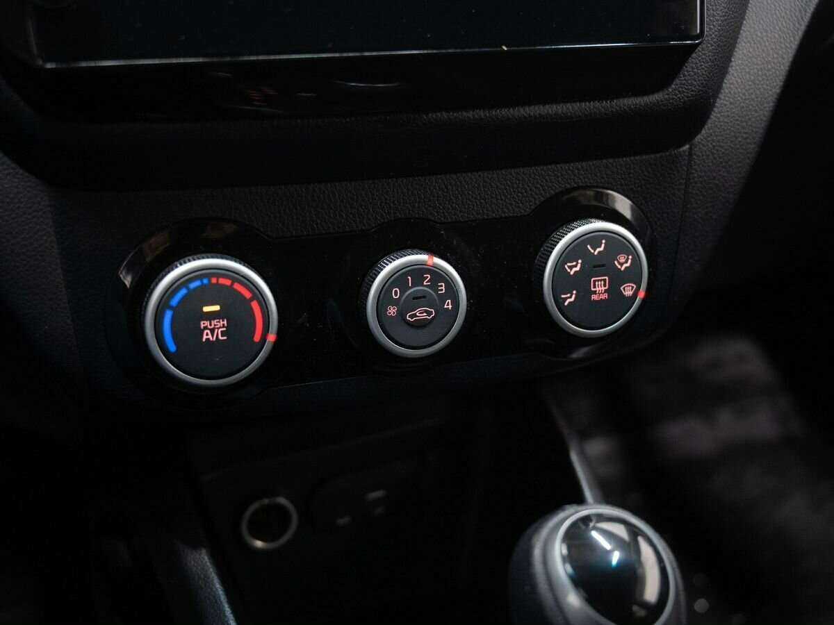 Kia Rio б/у, 2017, Автоматическая. Фото: #21