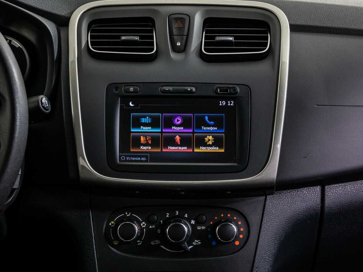 Renault Logan б/у, 2019, Автоматическая. Фото: #13