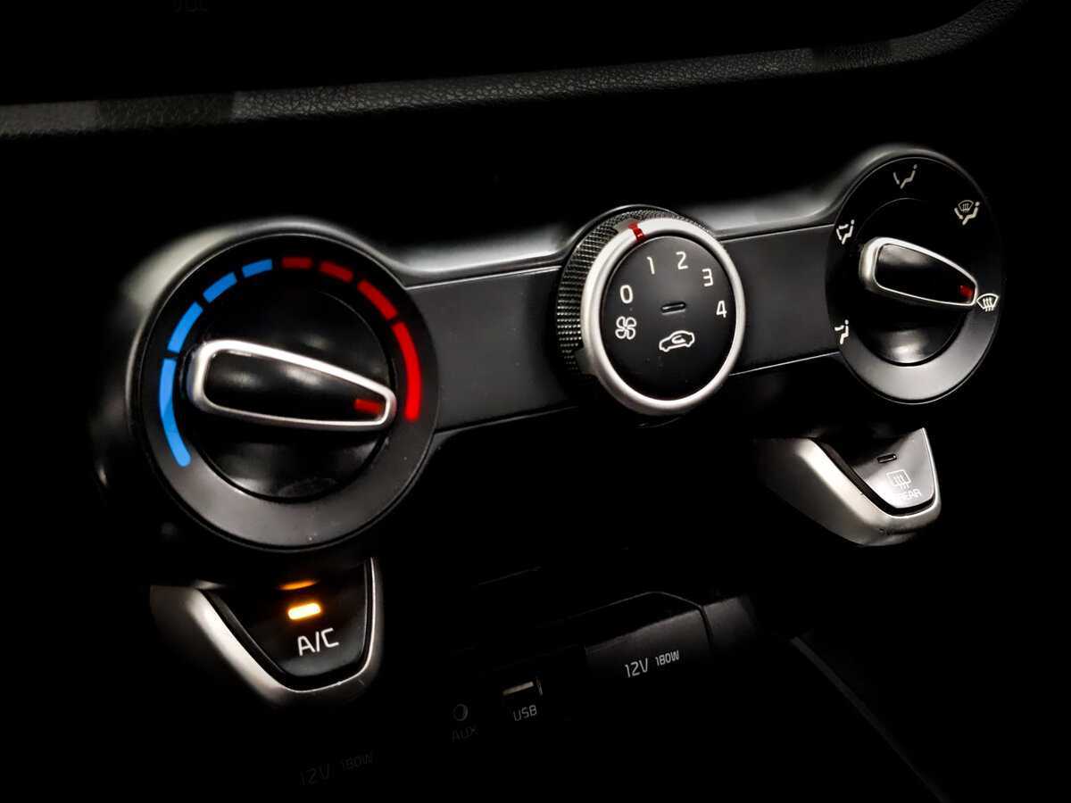 Kia Rio б/у, 2020, Автоматическая. Фото: #23