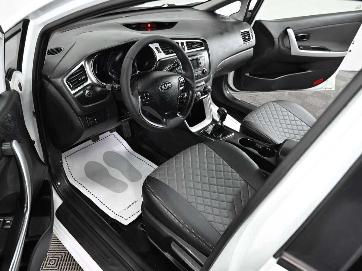 Kia Ceed б/у, 2013, Механическая. Фото: #7