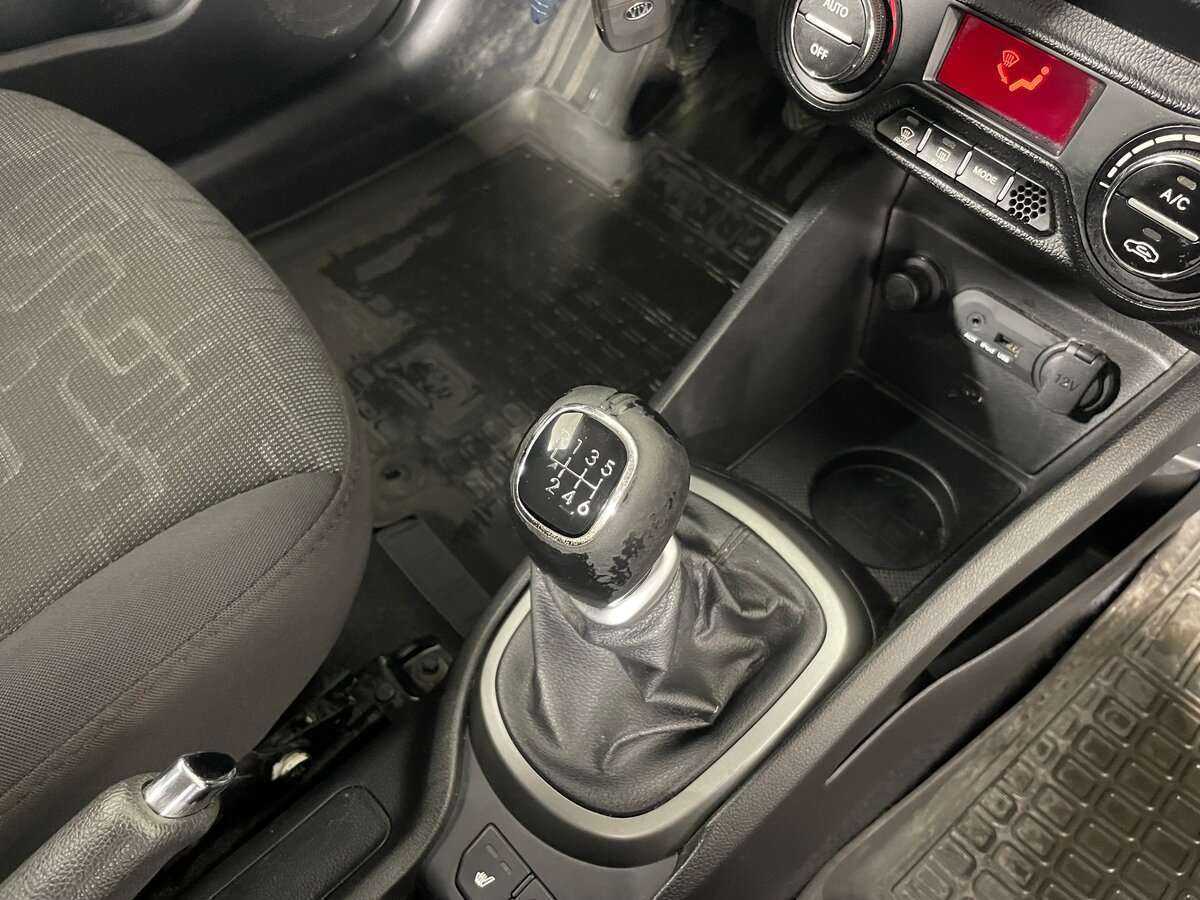 Kia Rio б/у, 2014, Механическая. Фото: #14