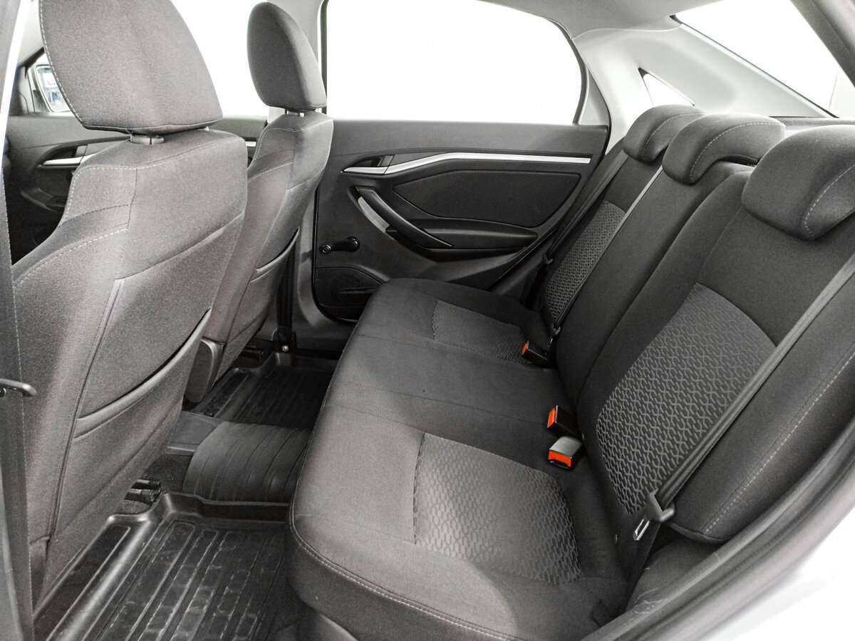 Lada (ВАЗ) Vesta б/у, 2015, Роботизированная. Фото: #7