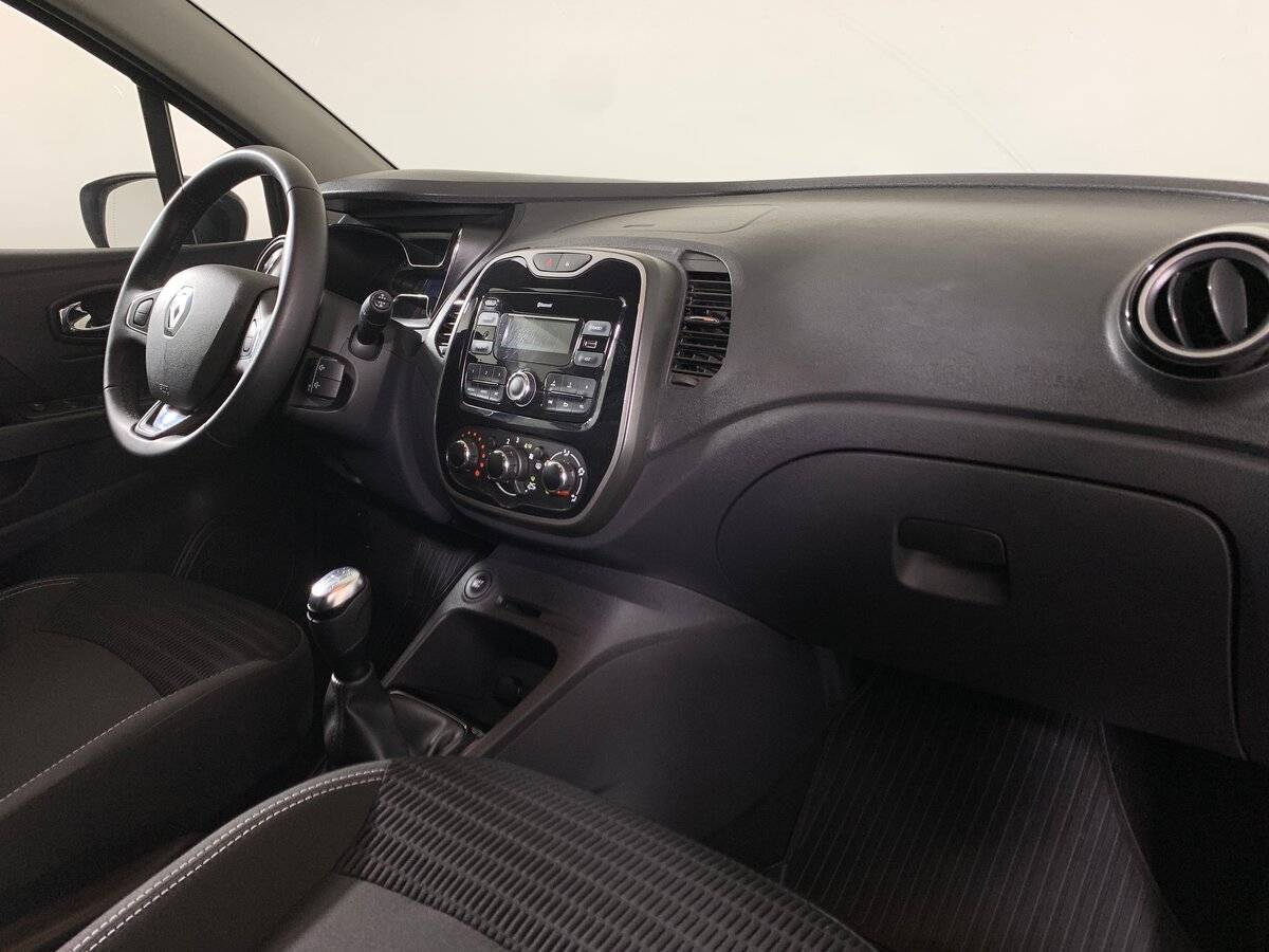 Renault Kaptur б/у, 2019, Механическая. Фото: #12