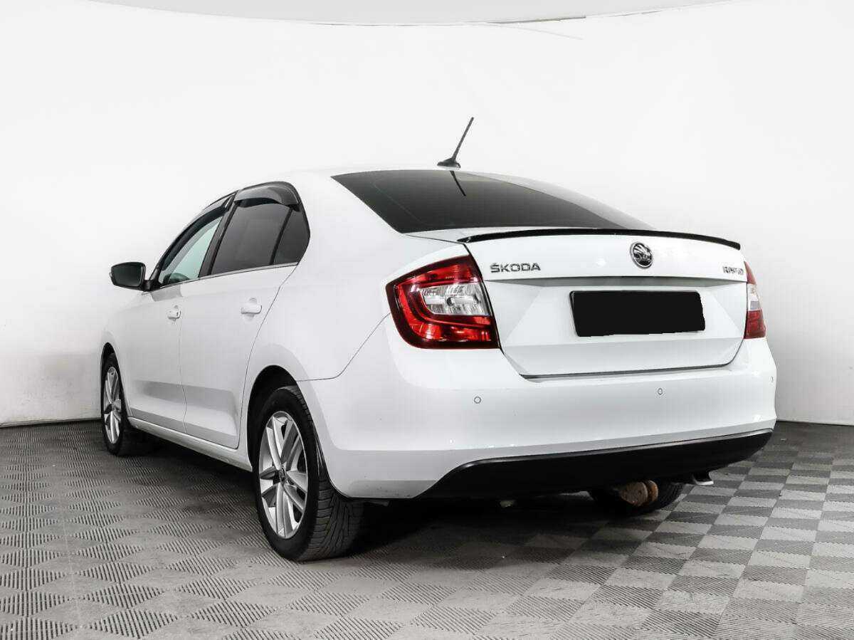 Skoda Rapid б/у, 2017, Механическая. Фото: #4