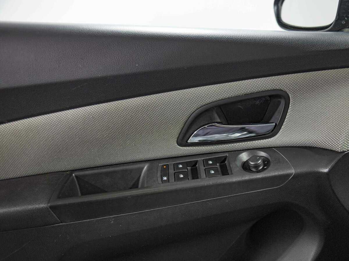 Chevrolet Cruze б/у, 2013, Автоматическая. Фото: #10