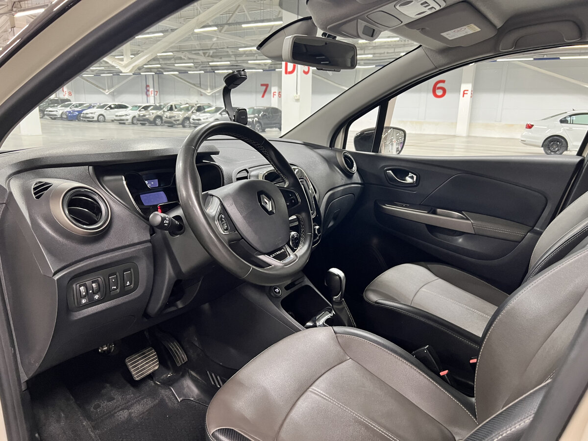 Renault Kaptur б/у, 2019, Автоматическая. Фото: #15