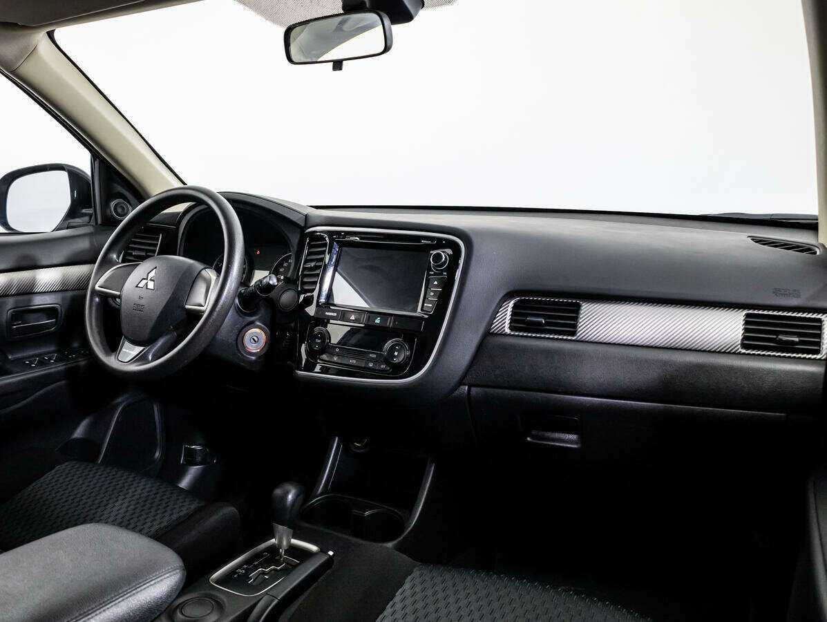 Mitsubishi Outlander б/у, 2015, Вариатор. Фото: #8