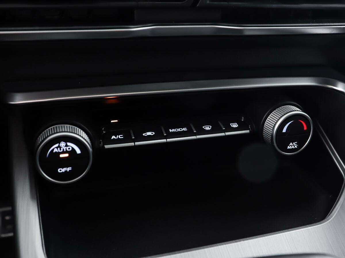 Geely Coolray б/у, 2022, Роботизированная. Фото: #18