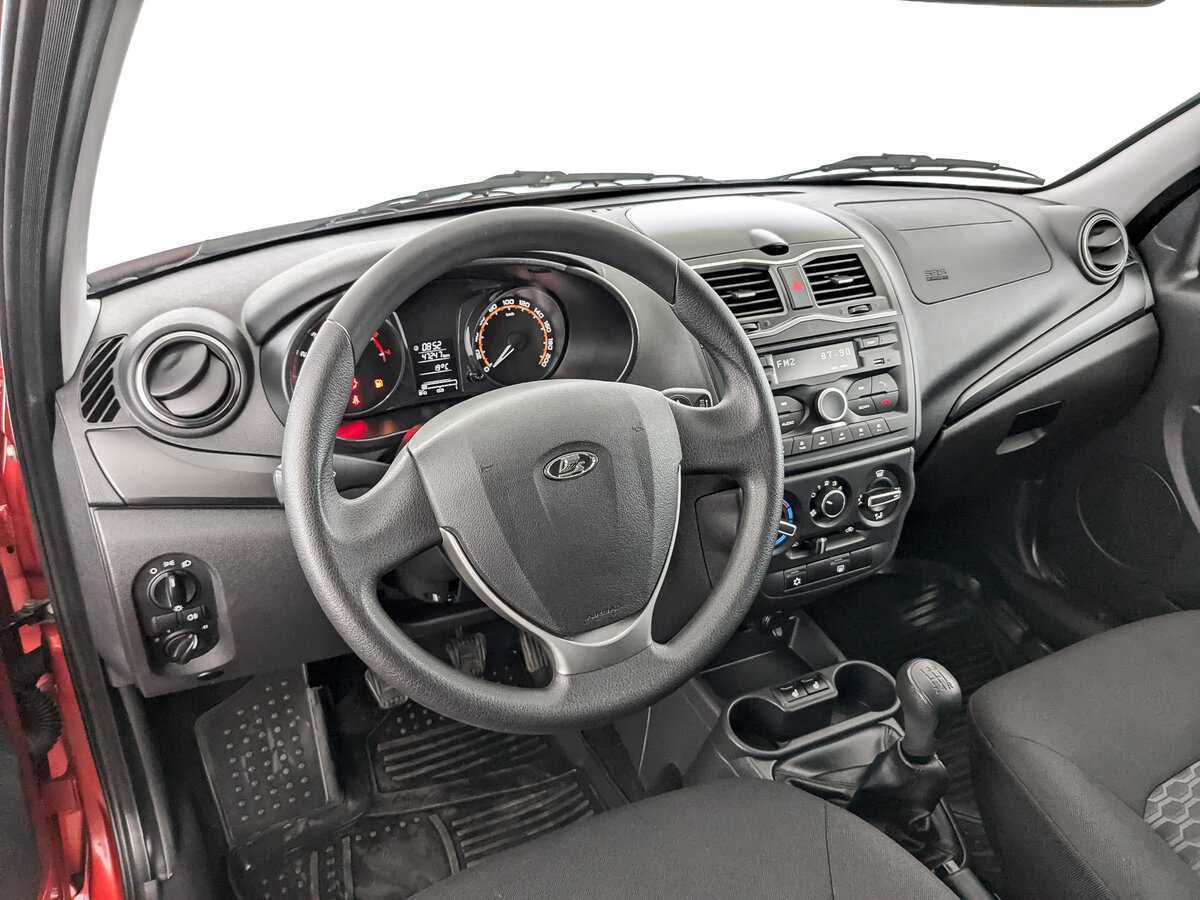 Lada (ВАЗ) Granta б/у, 2022, Механическая. Фото: #15