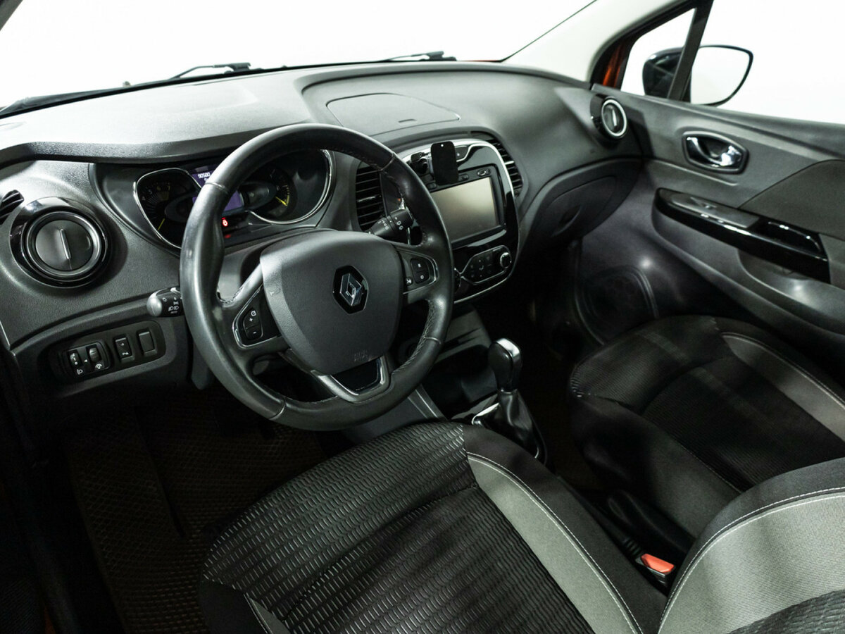 Renault Kaptur б/у, 2016, Вариатор. Фото: #8
