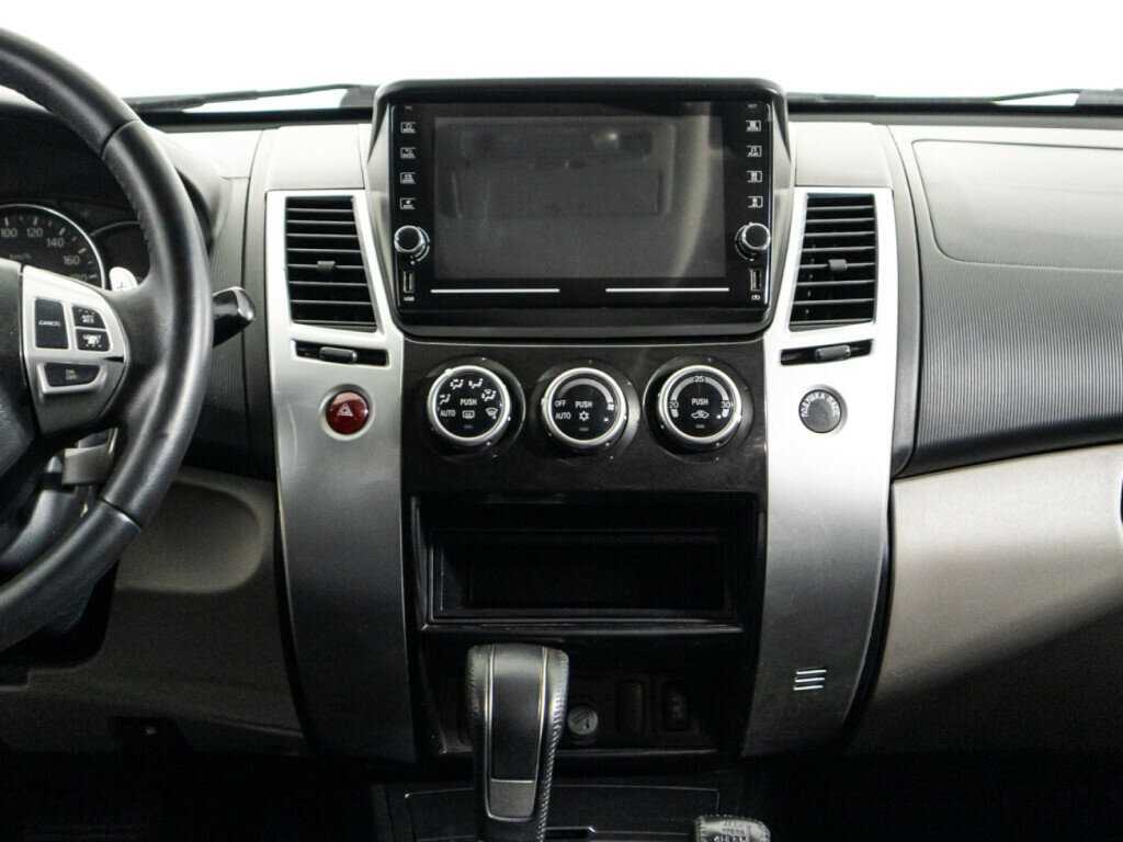 Mitsubishi Pajero Sport б/у, 2014, Автоматическая. Фото: #13