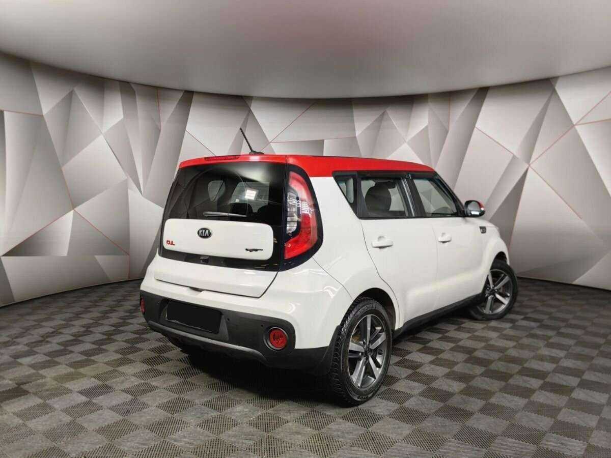 Kia Soul б/у, 2018, Автоматическая. Фото: #1