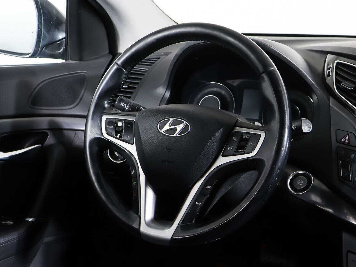 Hyundai i40 б/у, 2013, Автоматическая. Фото: #14