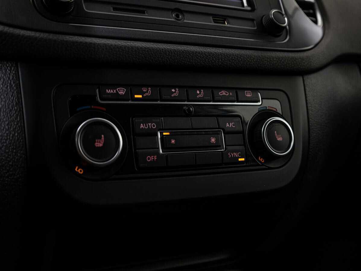 Volkswagen Tiguan б/у, 2013, Роботизированная. Фото: #13