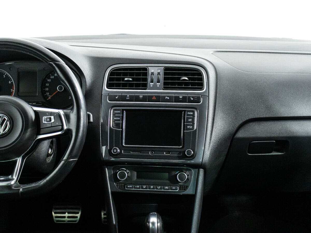 Volkswagen Polo б/у, 2018, Роботизированная. Фото: #13