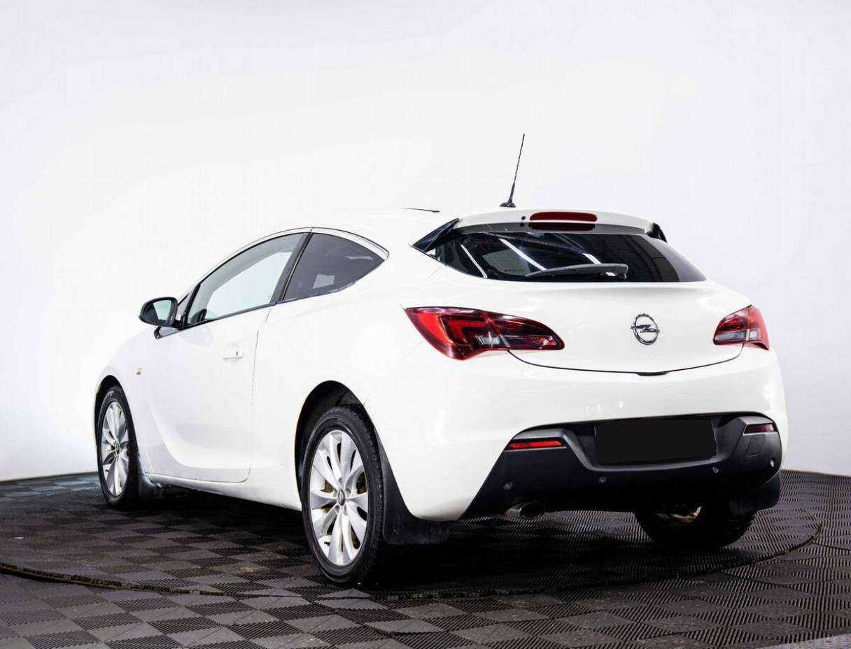 Opel Astra б/у, 2012, Автоматическая. Фото: #3