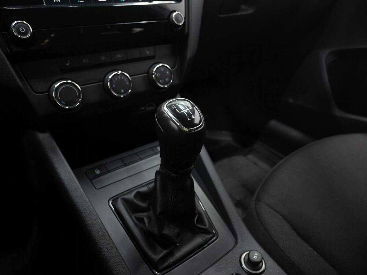 Skoda Octavia б/у, 2019, Механическая. Фото: #18