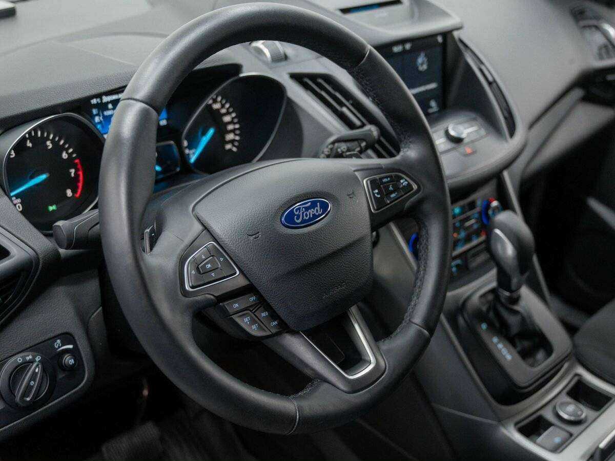 Ford Kuga б/у, 2017, Автоматическая. Фото: #17
