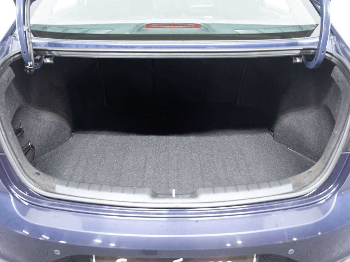 Hyundai Elantra б/у, 2020, Механическая. Фото: #8