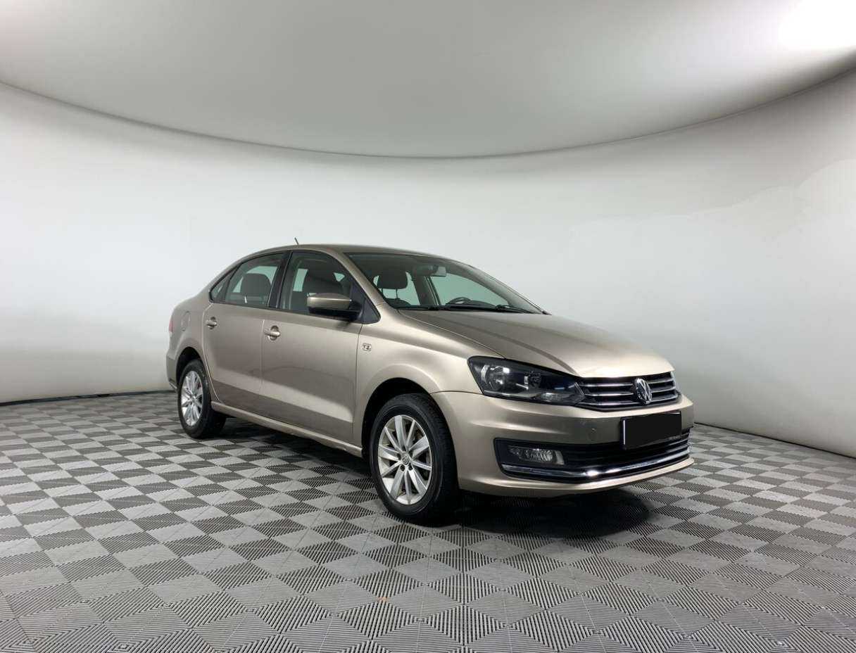 Volkswagen Polo б/у, 2015, Автоматическая. Фото: #2