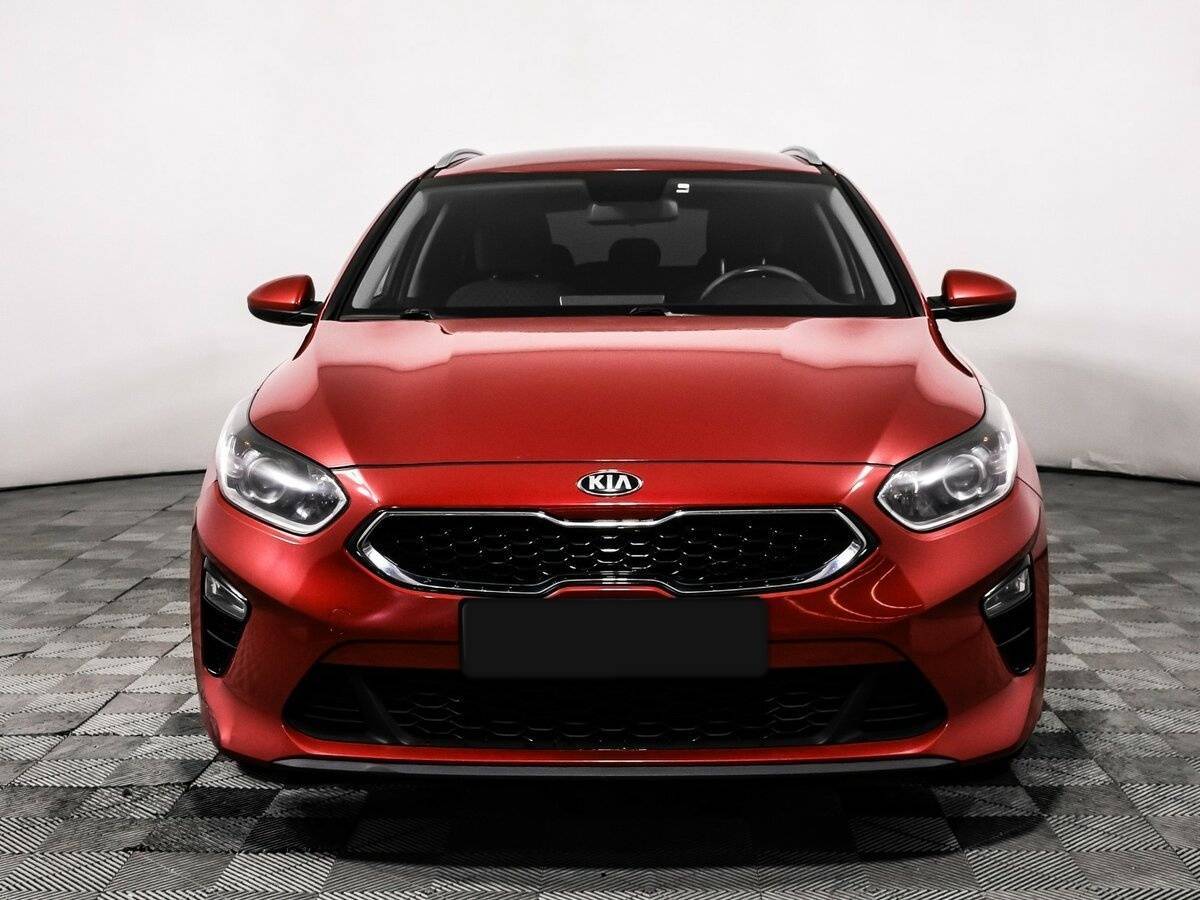 Kia Ceed б/у, 2020, Автоматическая. Фото: #1